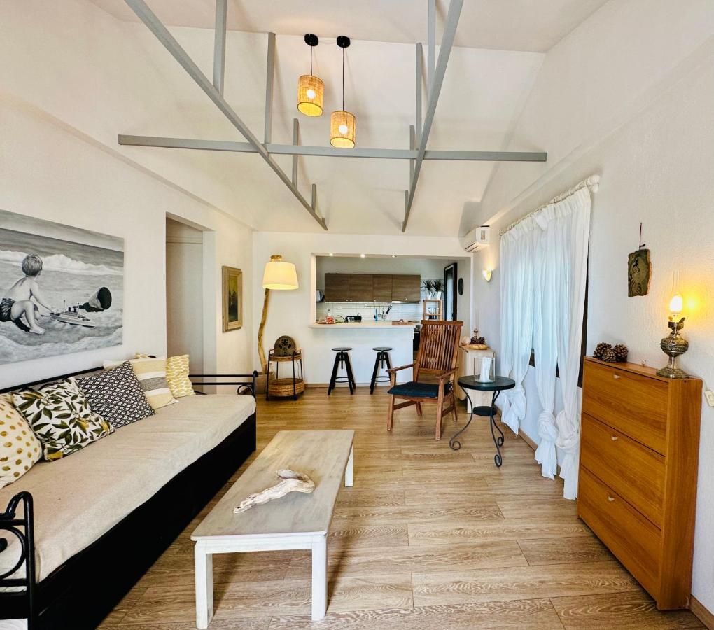 Anastasias Cottage Nea Irakleia Exteriör bild